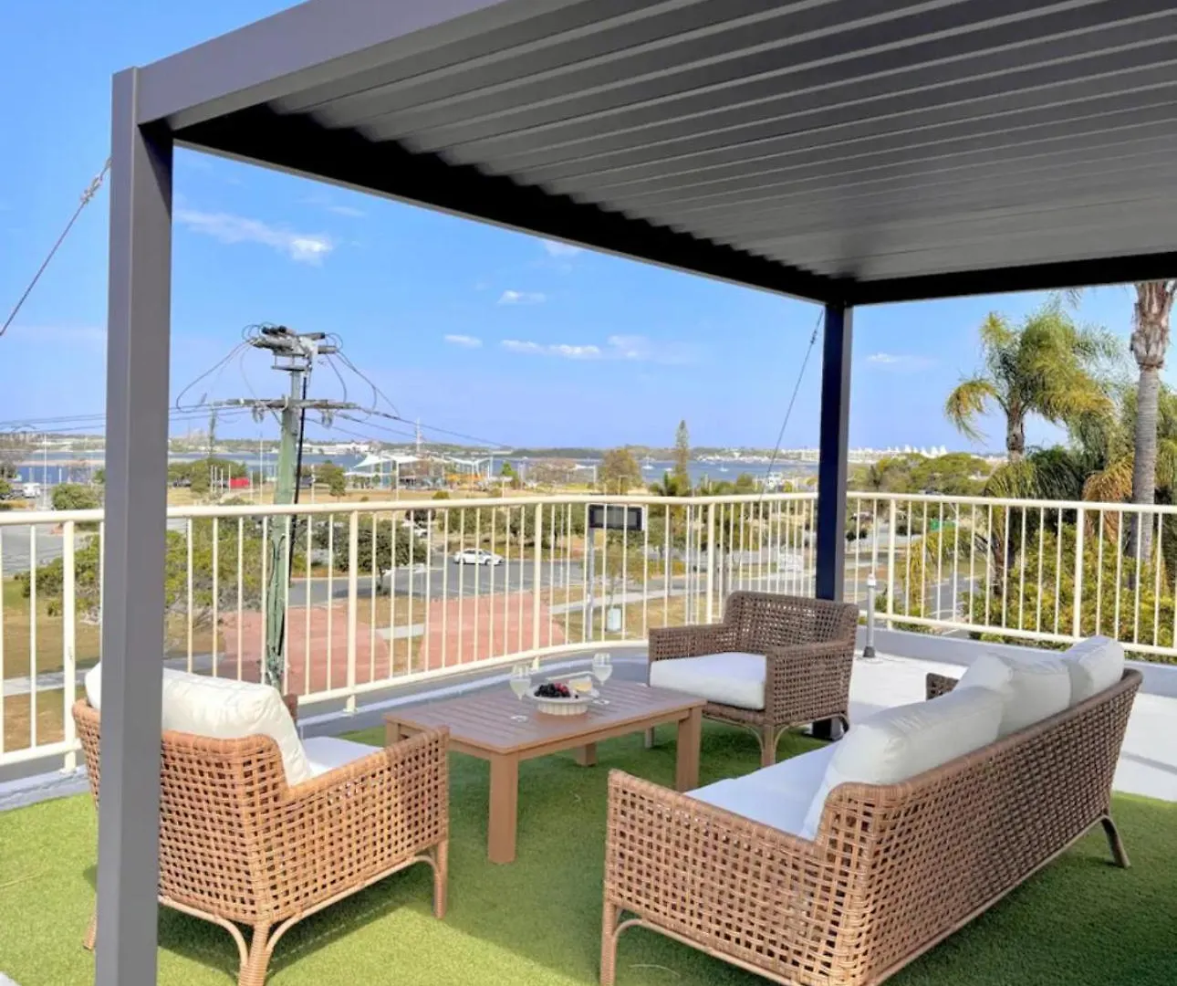 Penthouse With Private Rooftop On The Broadwater Gold Coast Australia